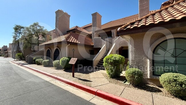 Building Photo - 1211 N Miller Rd Unit 149