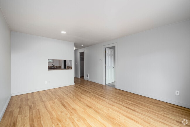 Interior Photo - Rainier Terrace