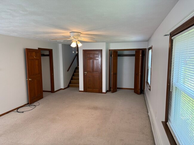 Photo - 16 Indian Rock Dr Unit 1
