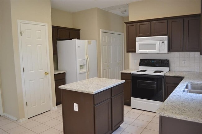 Photo - 8309 Dulac Dr