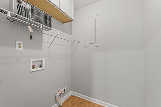 Photo - 4421 Jacobs Dr SW