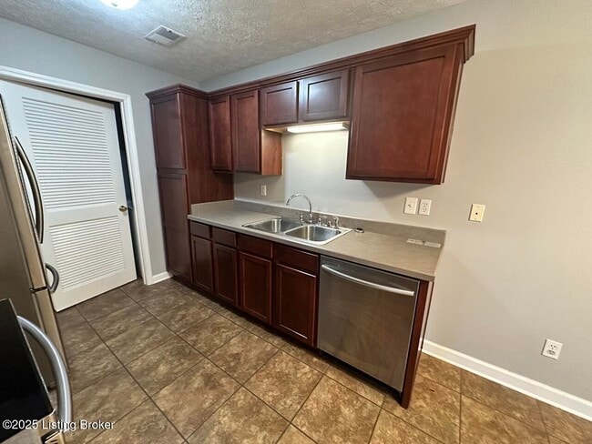 Photo - 12401 Brothers Ave Unit 107