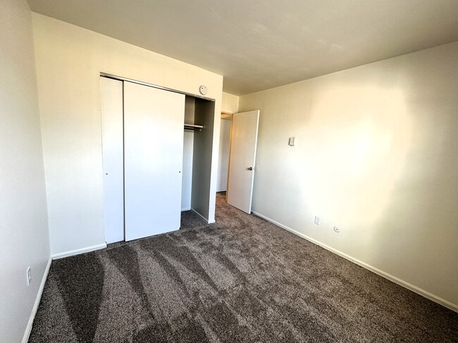 2 Bedroom - Secondary Bedroom