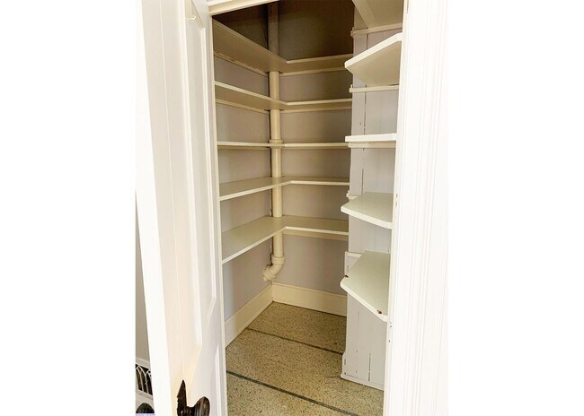 Photo - 3210 Bishop St Unit 3210-02