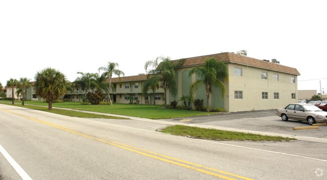 Broadway Gardens