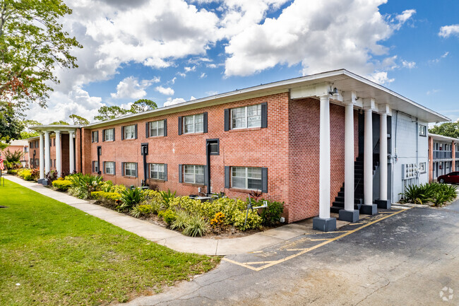 Building Photo - Hibiscus Place Apartments