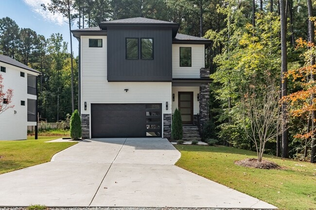 Building Photo - Modern 5-bedroom, 5-bathroom home in Durham