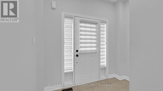 Photo - 107 Frenchpark Cir