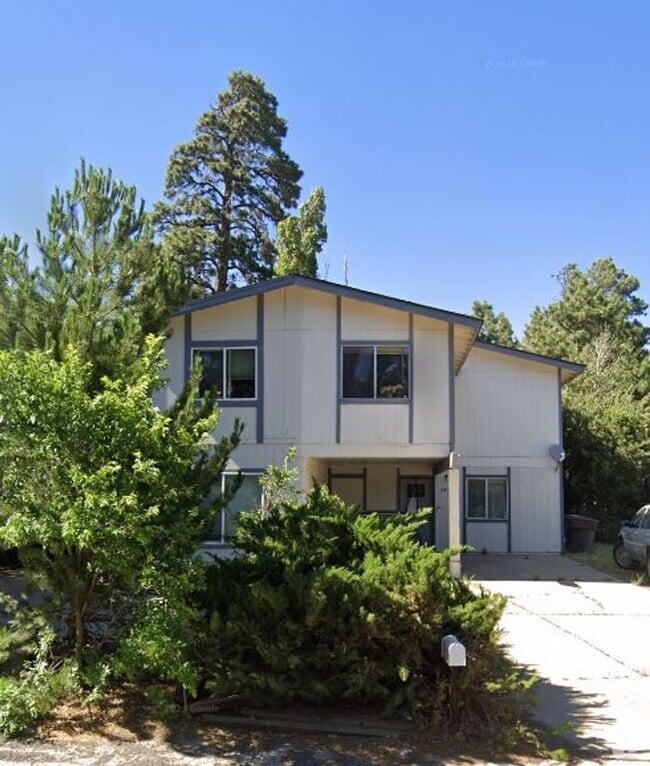 Building Photo - NEW FLOORING, NEW PAINT! Christmas Tree Es... Rental