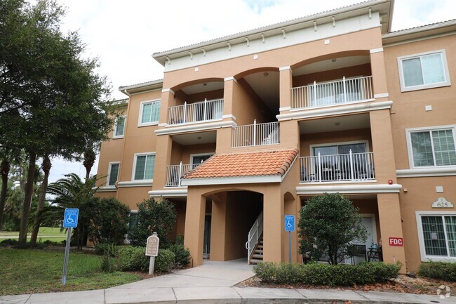 Building Photo - 625 Fairway Dr Unit 302 Rental