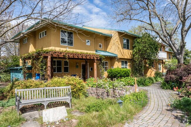 exterior - Pleasant Hill Cohousing