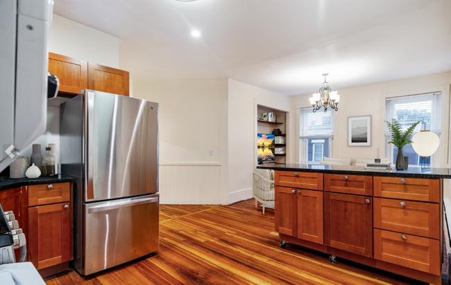 Building Photo - 882 Huntington Ave Rental