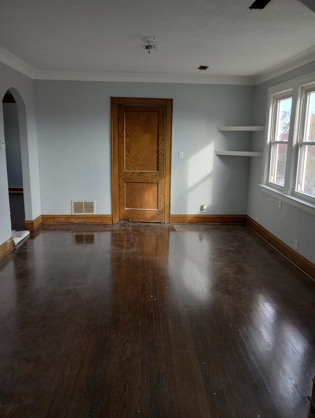 Building Photo - 1327 Otto Blvd Unit 2