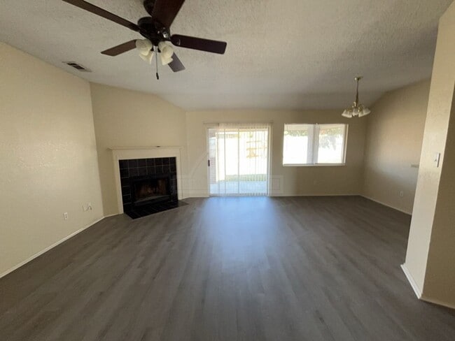 Photo - 4303 Fawn Dr