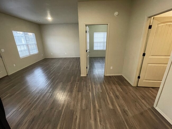 Photo - 3105 S Waterview Ln Unit 3105-16