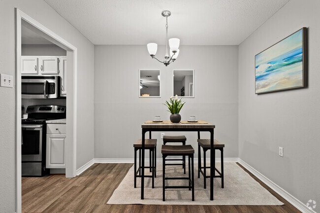 2BR, 2BA - 1,250SF