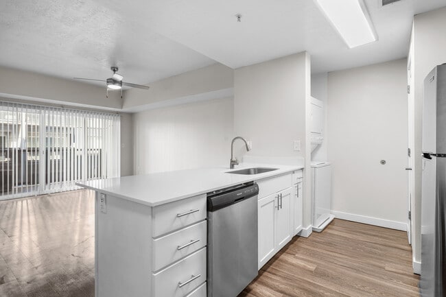 Photo - Elevate on 5th