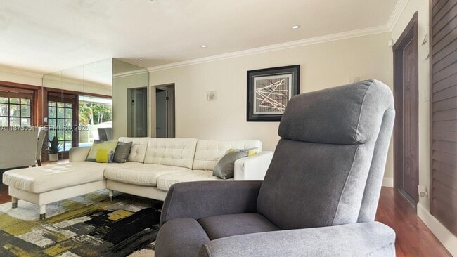 Photo - 4027 Pierce St