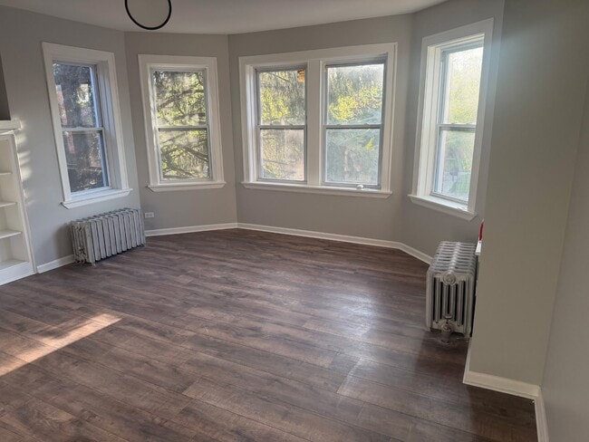 Photo - 7353 S King Dr