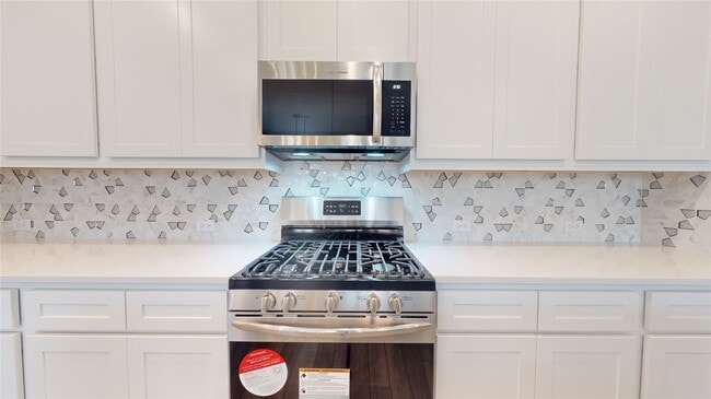 Photo - 122 Hazelnut Dr