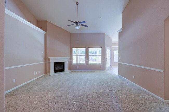 Photo - 1927 N Karen Ave