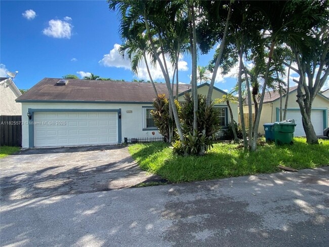 Photo - 13337 SW 114th Pl
