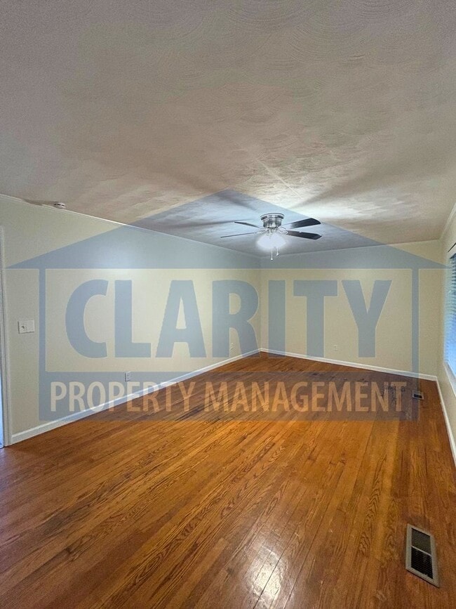 Photo - Three bedroom home w/ lots of storage!