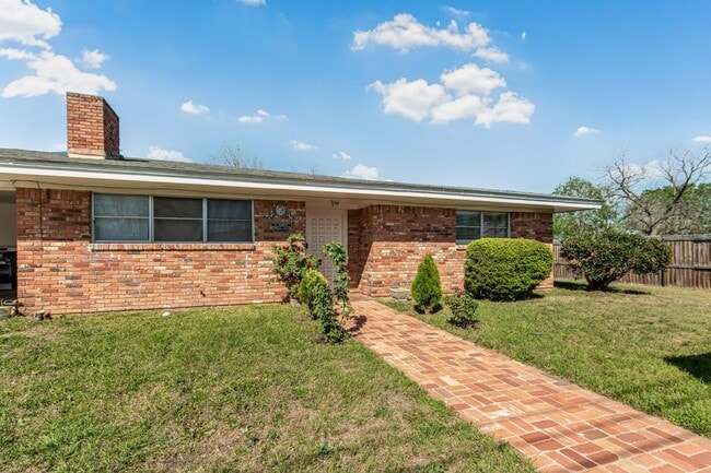 Photo - 207 S Temple St