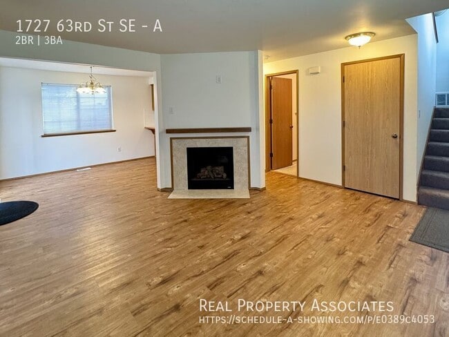 Photo - 1727 63rd St SE