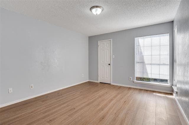 Photo - 9601 Forest Ln Unit 422