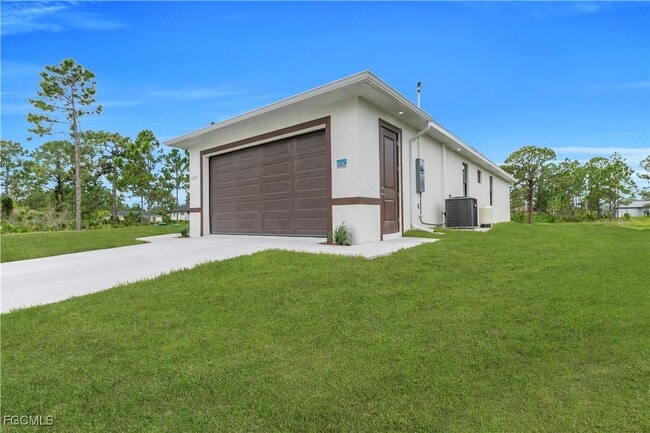 Photo - 708 Poinsettia Ave