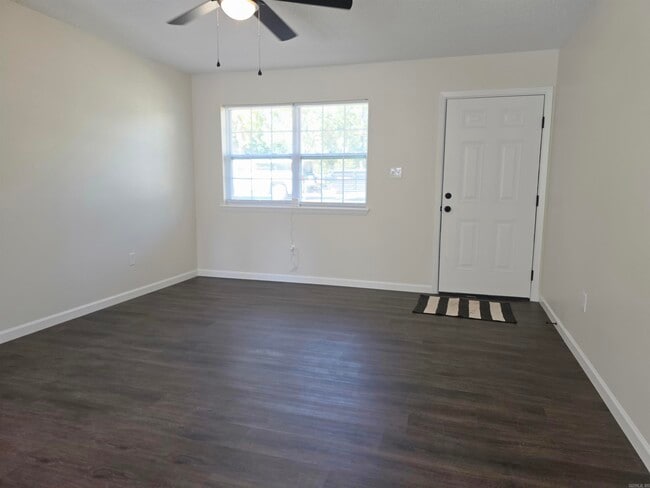 Photo - 3123 Ward Dr
