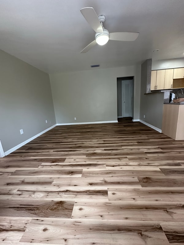 Photo - 160 E 27th St Unidad 1