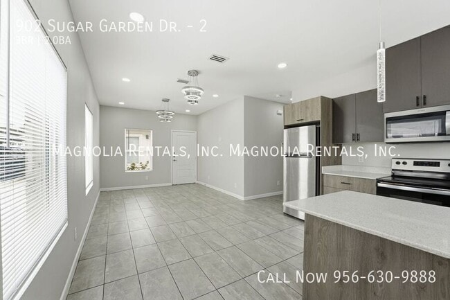 Photo - 902 Sugar Gdn Dr Unit 2