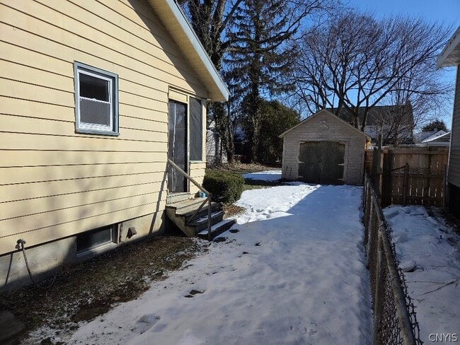 Photo - 210 N Midler Ave