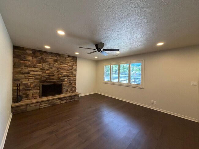 Photo - SPACIOUS PROPERTY AVAILABLE FOR RENT