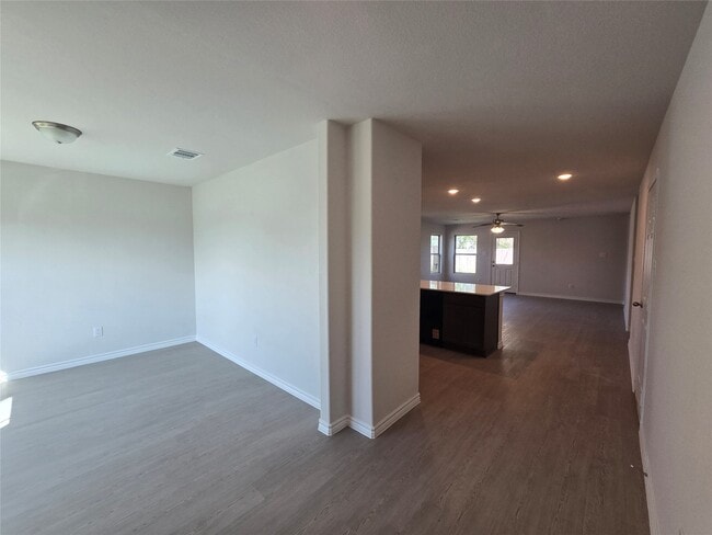 Photo - 608 Yupon St