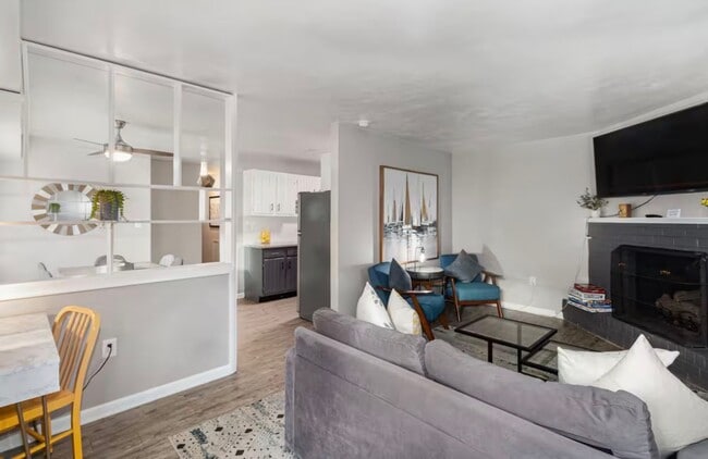 Building Photo - Beautiful Fully Furnished Two Bedroom Minutes From Hershey