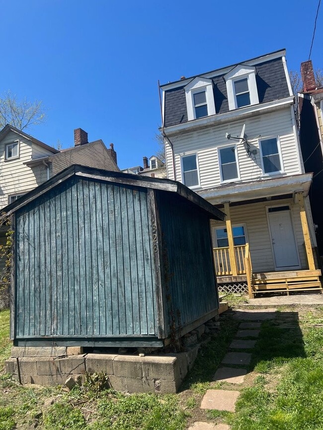 Photo - Newly Renovated 3 Bedroom, 1 Bathroom in Spring Hill- Central Air and Brand New Kitchen!!