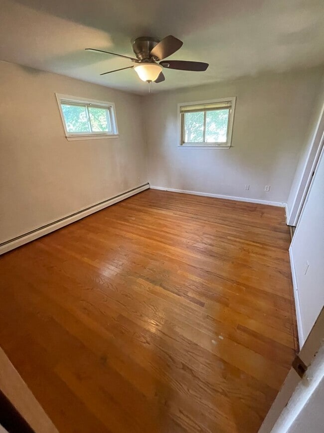 Photo - 3 Bedrooms - 2 Full Baths Ranch style