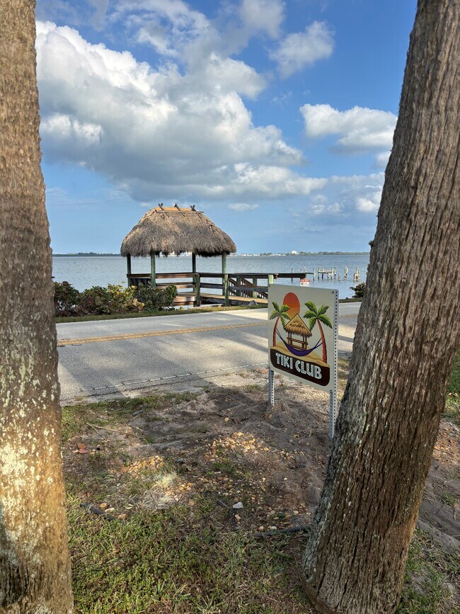 13795 S Indian River Dr Unidad North Side