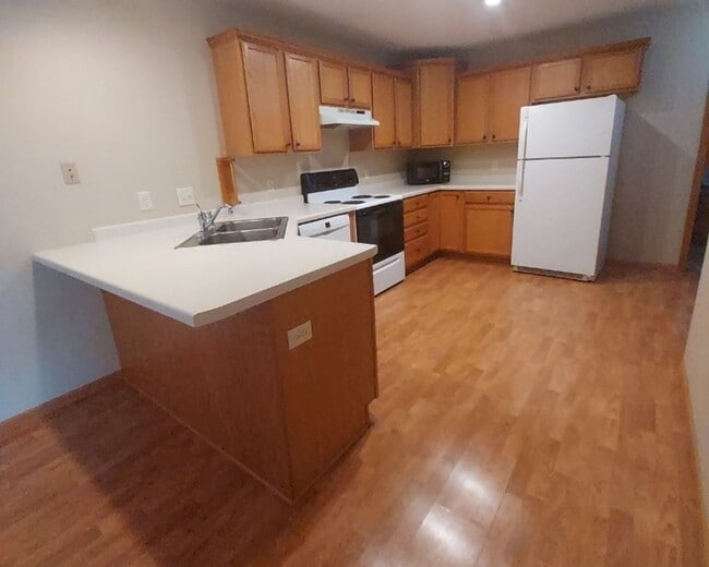 Photo - Nice 2 Bedroom 1.5 Bathroom Townhome in Hudson