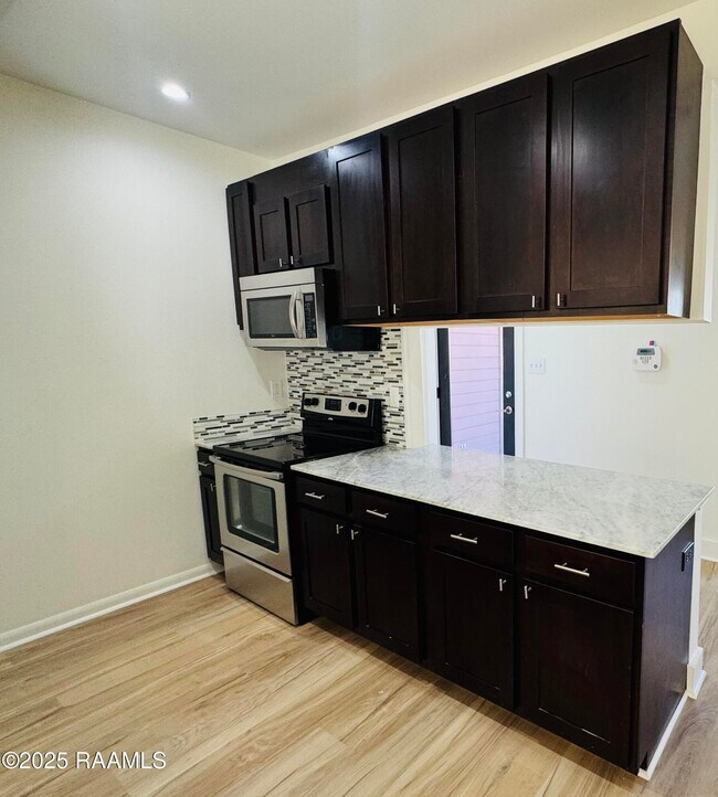 Photo - 113 Bayou St