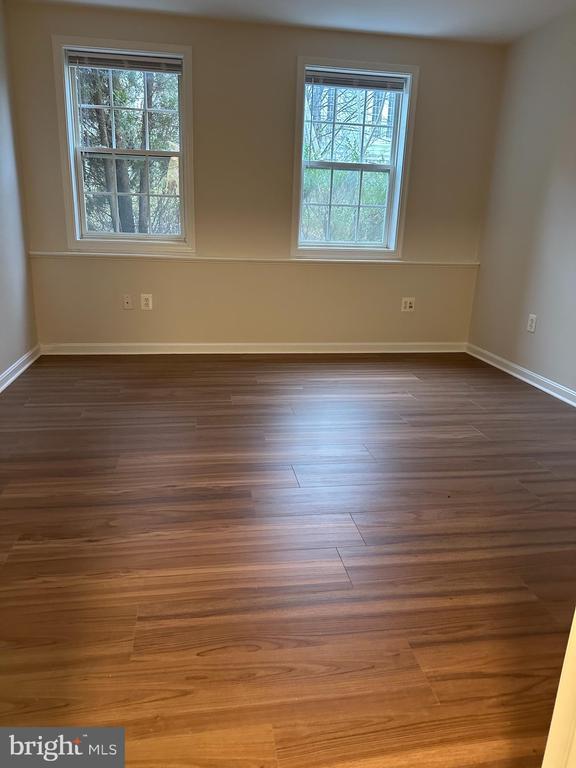 Photo - 3611 Sprigg St S