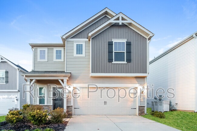 Building Photo - 2006 Red Ash Dr