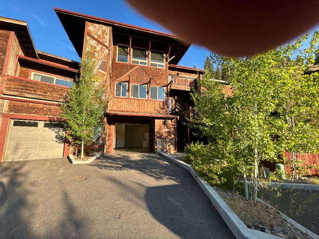 Photo - 751 Sun Pillar Loop Unit 2