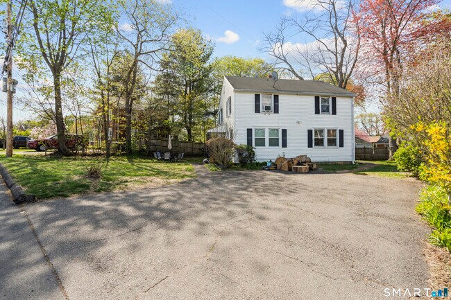 Photo - 224 Melville Dr Unit 224