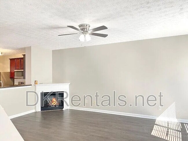 Room in Townhome on High Park Ln