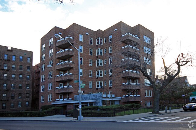 Photo - 1600 Caton Ave Apartments