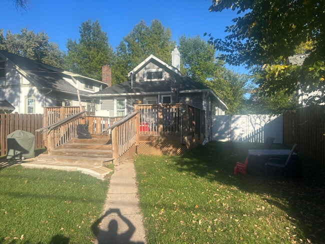 Photo - 3739 N Washburn Ave